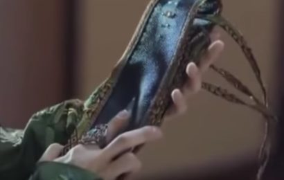 Untouchable Lovers Episode 31 Ikan Bersisik Mutiara Merah Untouchable Lovers Episode 31 Ikan Bersisik Mutiara Merah